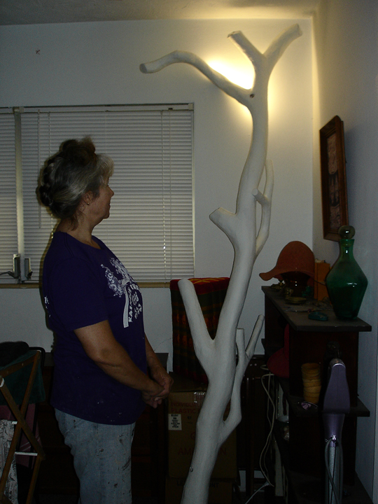 Karle looking at tree E